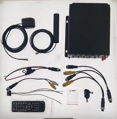 Camerakit voor bestuurdersbewaking met MDVR voor bedrijfsvoertuigen Camerasysteem in de cabine en naar voren gericht voor wagenparkveiligheid